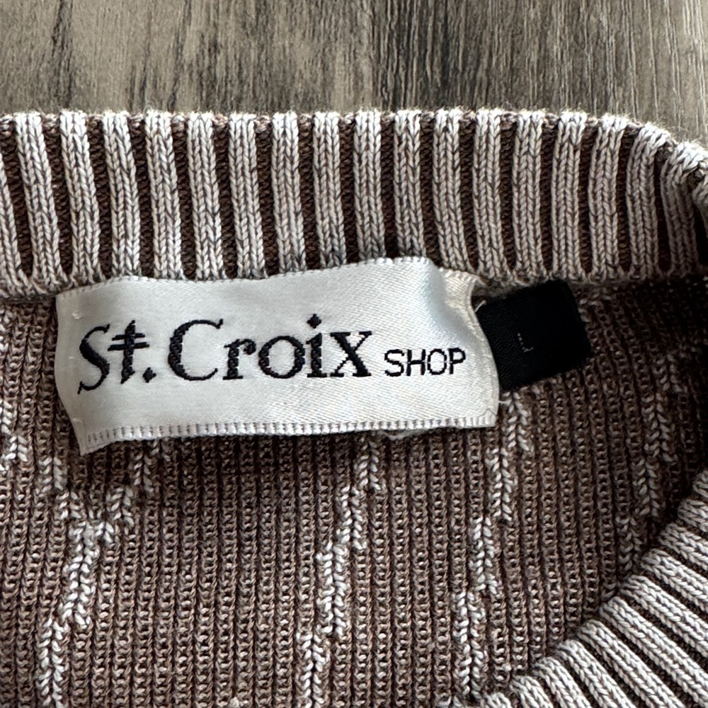 Vintage Grandpacore Crewneck Sweater with Subtle Wave Pattern - Picture 2 of 4